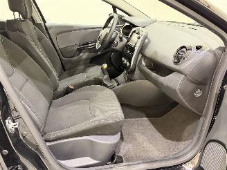 Renault Clio Estate 0.9 TCe Expression Navi/Airco picture 15