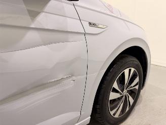 Volkswagen Polo VI HB 1.6 TDI Comfort Navi picture 14