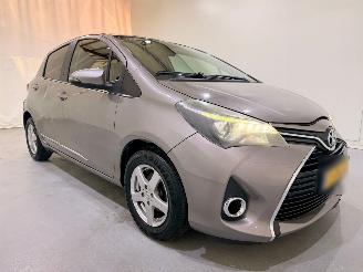 krockskadad bil auto Toyota Yaris HB 1,0 VVT-i Aspiration Clima 2015/2