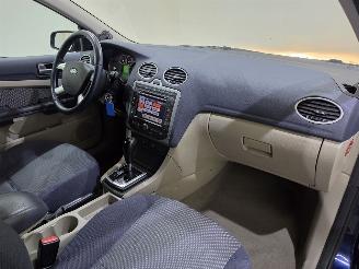 Ford Focus Wagon 1.6-16V Futura AUT 75Kw picture 22