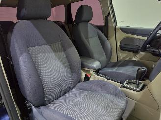 Ford Focus Wagon 1.6-16V Futura AUT 75Kw picture 18