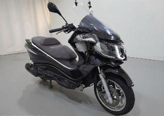 Schade motor Piaggio X10 350 Executive BS 25kw Bjr.2018 2018/12