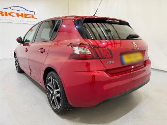 Peugeot 308 HB 1.2 PureTech Blue Lease Executive picture 16