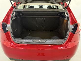 Peugeot 308 HB 1.2 PureTech Blue Lease Executive picture 35