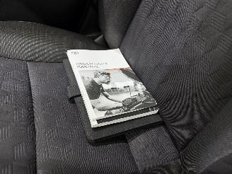 Toyota Yaris HB 1.5 HEV Comfort Aut. picture 21