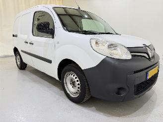 krockskadad bil bedrijf Renault Kangoo 1.5 Blue dCi 80 Comfort Airco 2021/3