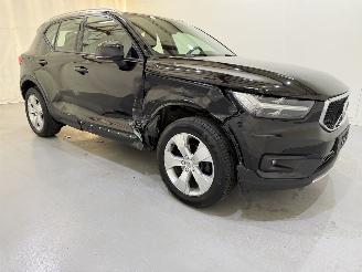 uszkodzony samochody osobowe Volvo XC40 Momentum Pro 2WD 95kW T2 Automaat 2021/3