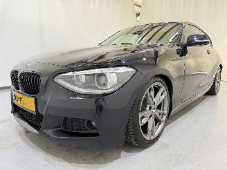 BMW 1-serie 125d High Executive M Aut8 picture 21
