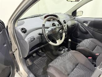 Toyota Yaris HB 1.5 VVT-i T Sport picture 7