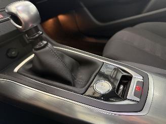 Peugeot 308 HB 1.2 PureTech Allure Pano picture 42