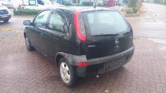 Opel Corsa Corsa C (F08/68), Hatchback, 2000 / 2009 1.0 12V picture 5