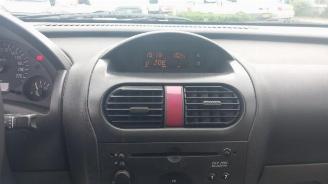 Opel Corsa Corsa C (F08/68), Hatchback, 2000 / 2009 1.0 12V picture 14