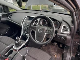 Opel Astra Astra J GTC (PD2/PF2), Hatchback 3-drs, 2011 / 2018 1.4 Turbo 16V ecoFLEX 120 picture 11