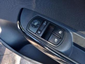 Opel Corsa-E Corsa E, Hatchback, 2014 1.2 16V picture 17