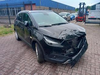 Salvage car Opel Crossland Crossland (X), SUV, 2017 1.2 Turbo 12V Euro 6 2018/8