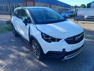 Salvage car Opel Crossland Crossland (X), SUV, 2017 1.2 Turbo 12V 2020/11