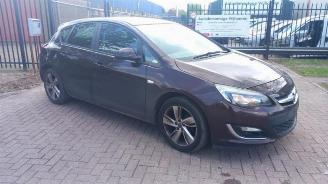 Salvage car Opel Astra Astra J (PC6/PD6/PE6/PF6), Hatchback 5-drs, 2009 / 2015 1.4 Turbo 16V 2012/11