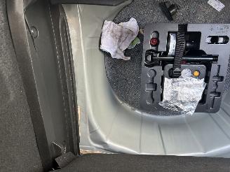 Renault Captur 1.0 TCe  100 Edition picture 10