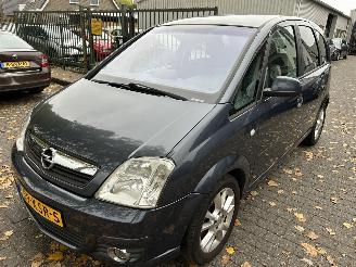 Vaurioauto  passenger cars Opel Meriva 1.6 Cosma 2010/2