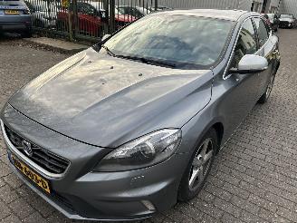 Volvo V-40 2.0  D2   R -Design 2015/12