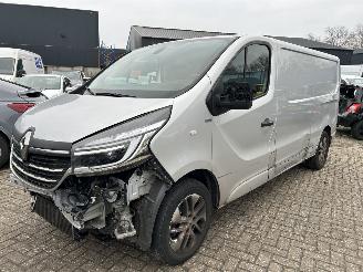 uszkodzony samochody ciężarowe Renault Trafic 2.0 DCI  Automaat  L2H1  Luxe 2020/10