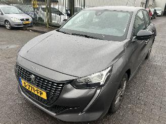 krockskadad bil auto Peugeot 208 1.2 PureTech Active Pack 2023/1