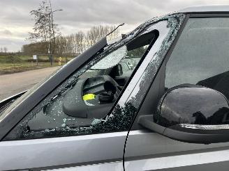 Volkswagen ID.Buzz Cargo Anniversary Edition   ( 9 Km !!!!! )  Transport schade ,nw prijs 48000,00 EX BTW picture 9