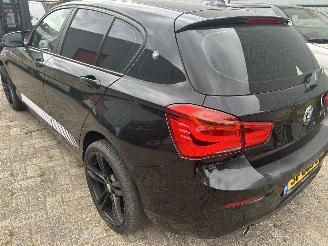 BMW 1-serie 116i   5 Drs picture 7