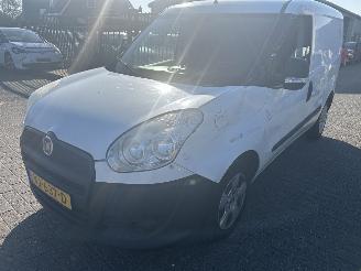 Schade bestelwagen Fiat Doblo 1.3 M-Jet Diesel 2014/5