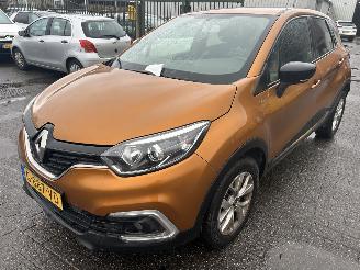 Voiture accidenté Renault Captur 0.9 TCE  Limited 2019/12