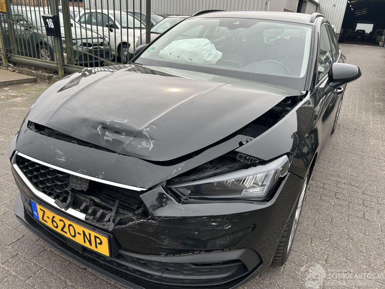 Seat Leon Sportstourer 1.0 MHEV Style Business Intense Automaat