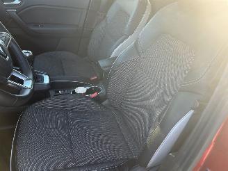 Renault Captur 1.0 TCe  Intens picture 10