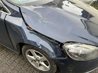 Volvo V-40 2.0 D 4  Summum Business picture 4