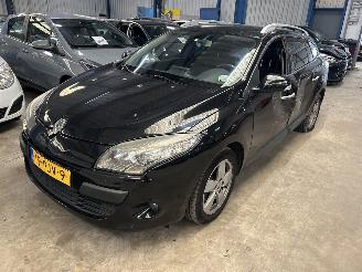 skadebil auto Renault Mégane Estate 1.4 TCe Dynamic 2011/2
