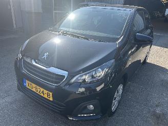 Voiture accidenté Peugeot 108 1.0  e-VTI  Active 2018/11
