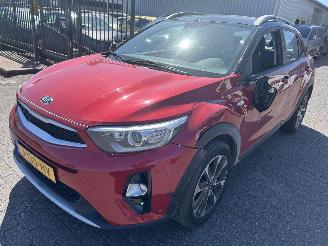 Damaged car Kia Stonic 1.0 T-GDI  DynamicLine  ( 31002 Km ) 2020/8