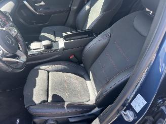 Mercedes A-klasse 250 E Sedan EQ power Automaat picture 13