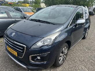  Peugeot 3008 Style  1.2 2015/10