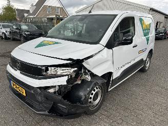 damaged commercial vehicles Opel Combo 1.5 CDTI  BlueHDI 2024/7