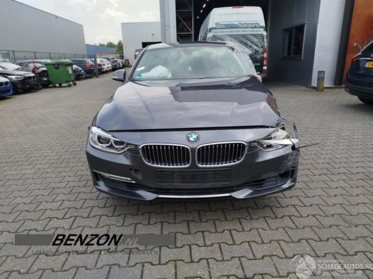 BMW 3-serie 3 serie (F30), Sedan, 2011 / 2018 320i 2.0 16V