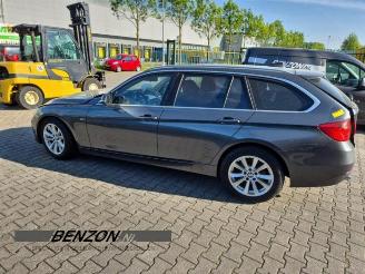 BMW 3-serie 3 serie Touring (F31), Combi, 2012 / 2019 320d 2.0 16V picture 2