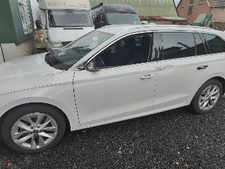 Skoda Octavia 1.0 TSI Business Edition picture 7