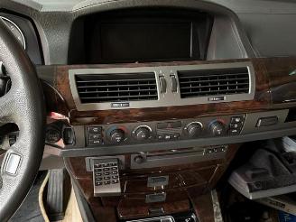 BMW 7-serie 7 serie (E65/E66/E67), Sedan, 2001 / 2009 760i,Li 6.0 V12 48V picture 16