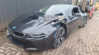 BMW i8  2017/11
