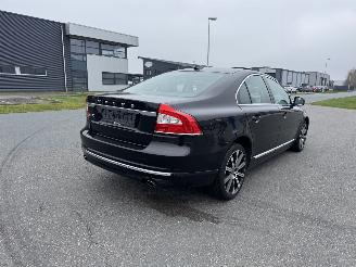 Volvo S-80 2.0 D4 SUMMUM AUTOMATIK XENON LEDER SCHIEBEDACH VOLL picture 3
