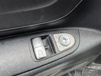 Mercedes Vito Vito Kasten 114 CDI Kompakt Automatik Klima L + R Schiebetur picture 16