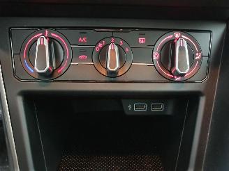 Volkswagen Polo AW 1.0 BlueMotion ComfortLine picture 31