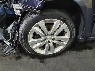 Peugeot 308 1.2 Puretech Blue picture 28