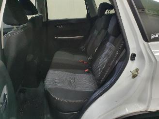 Suzuki Vitara 1.4 BoosterJet 140pk picture 15