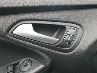 Ford Focus 1.0 EcoBoost 100pk picture 14